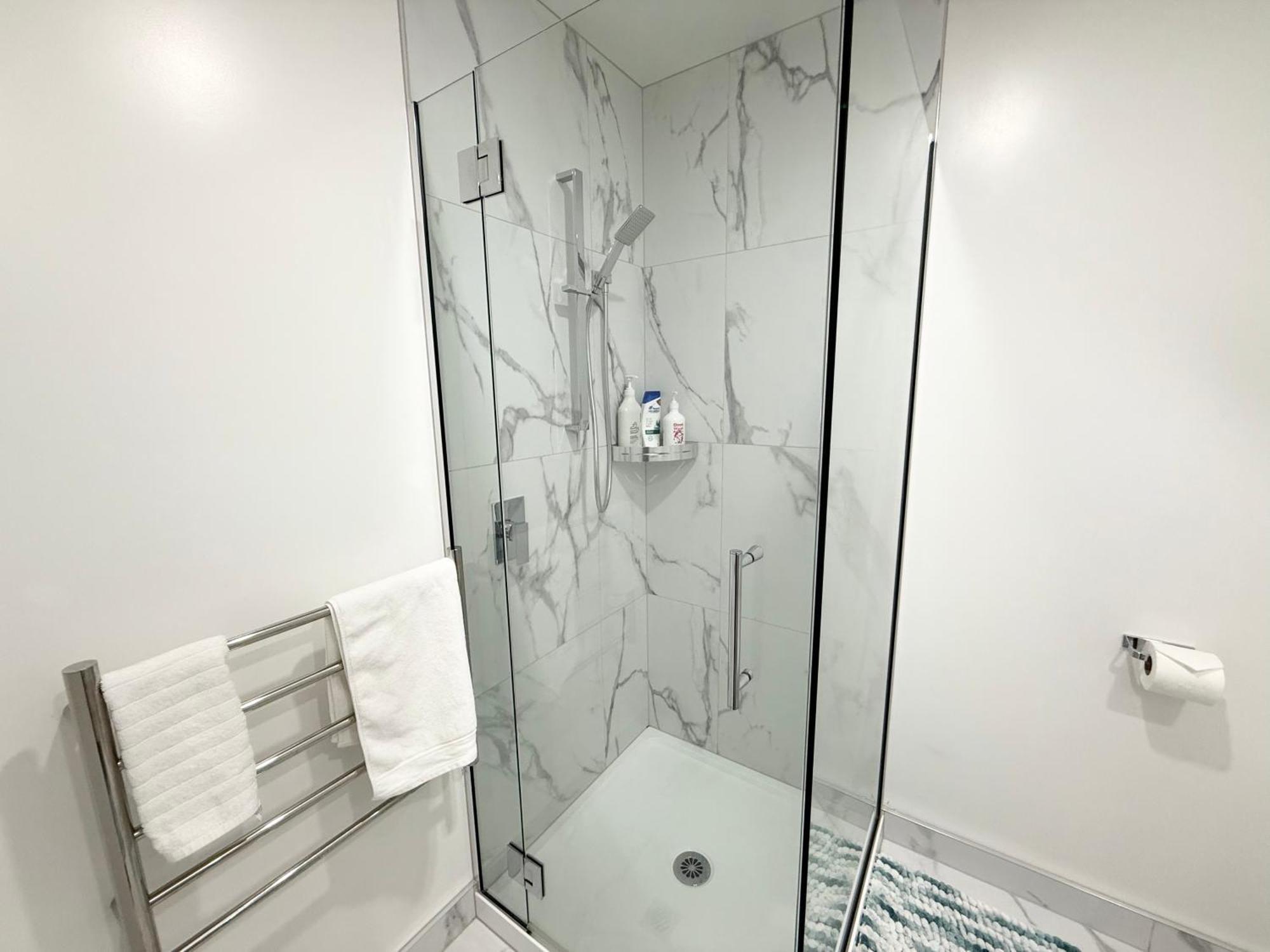 Cbd 2bdr 2bath Casino Townhall Tepae Convention Center Free Carpark *